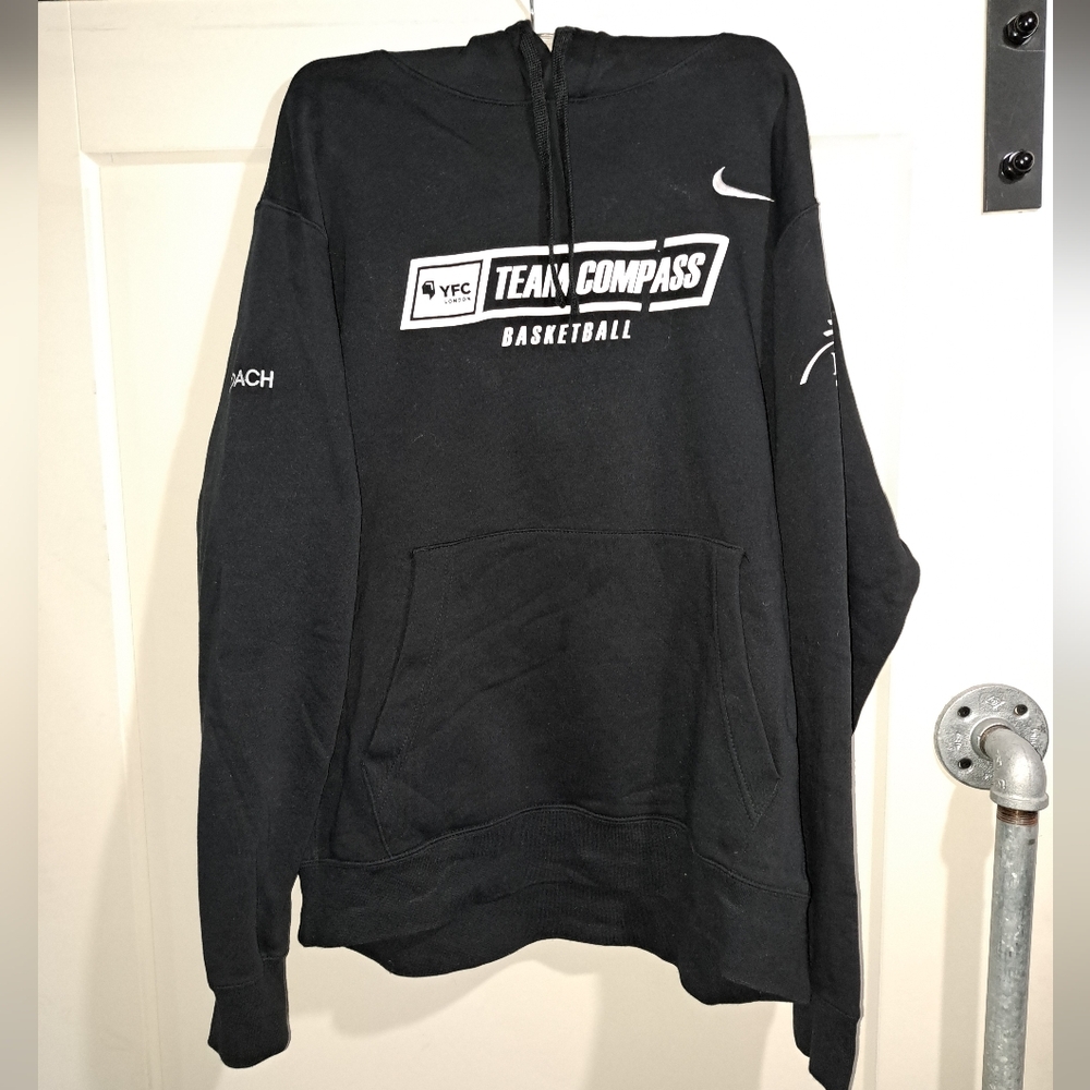 Nike pull over hoodie youth basketball coach
